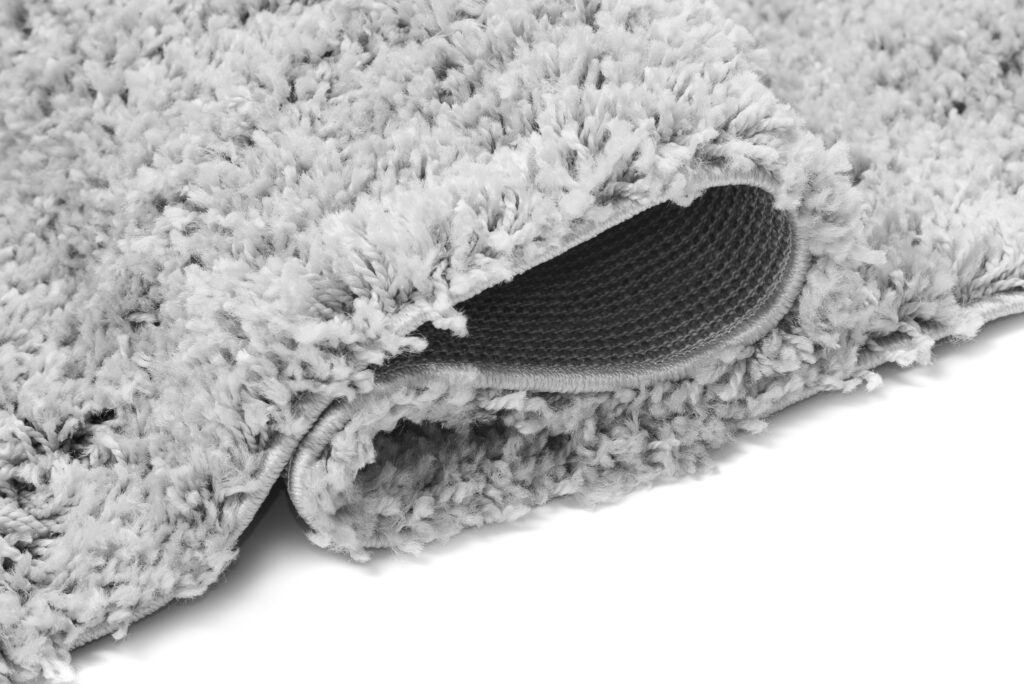 Tappeto Essence Shaggy Monocolore Grigio Chiaro