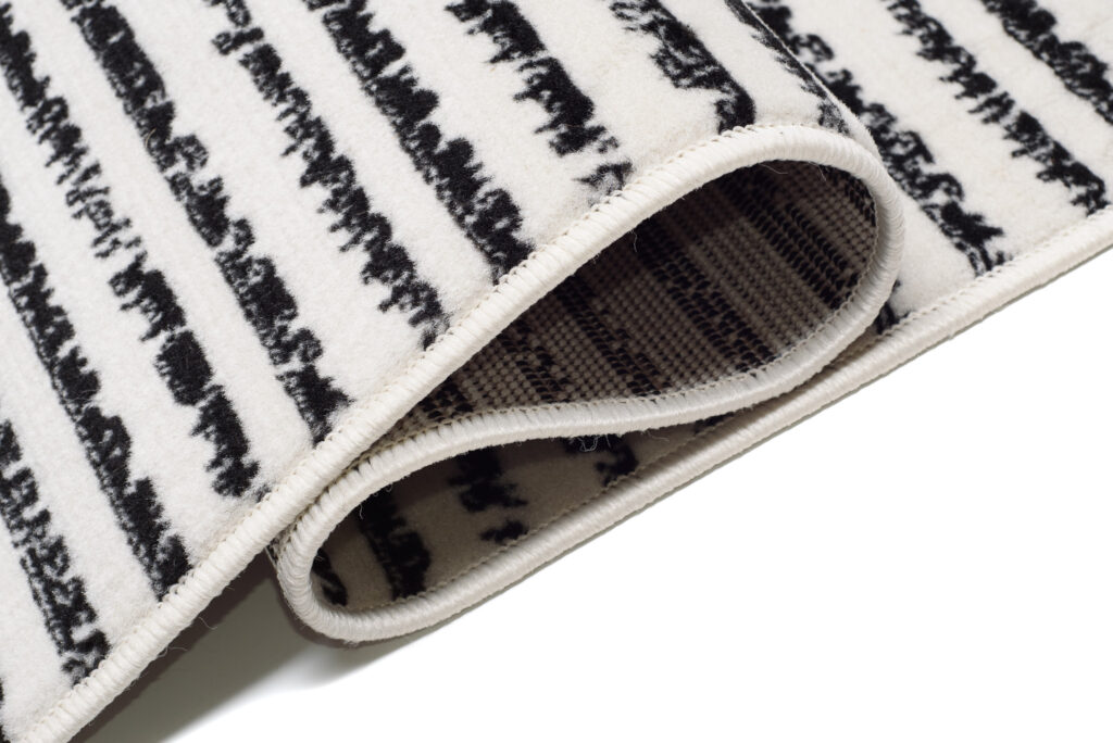 Tappeto Juno Cream Nero Linee Rombi