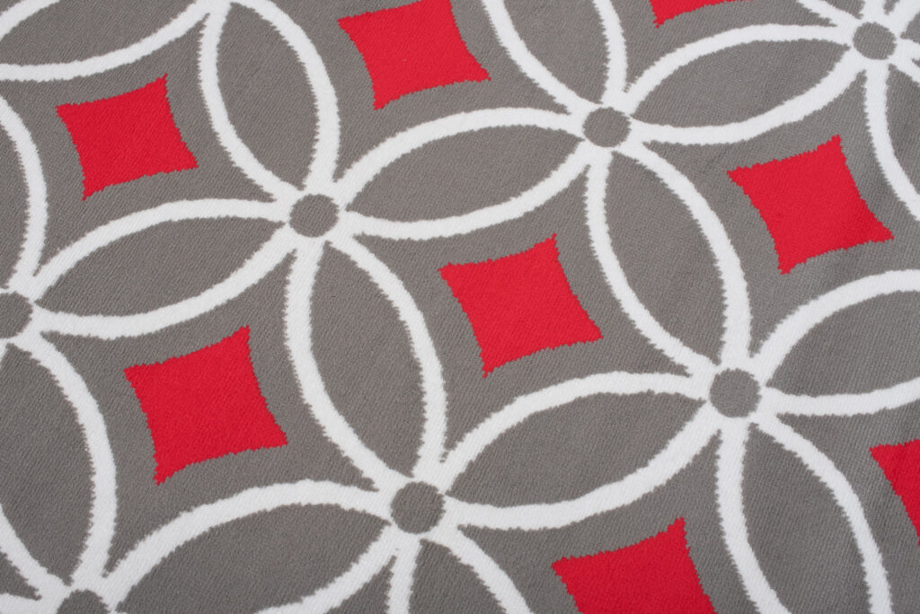 Tappeto Maya Grigio Rosso Geometrico Mosaico