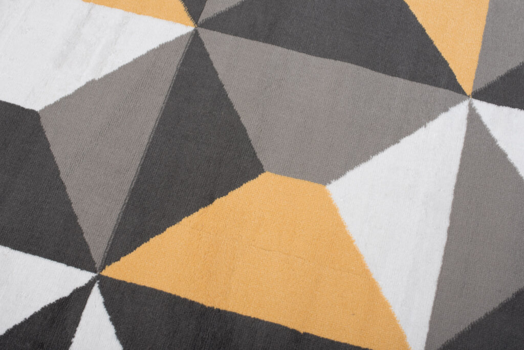 Tappeto Maya Grigio Giallo Trapezi Quadrati