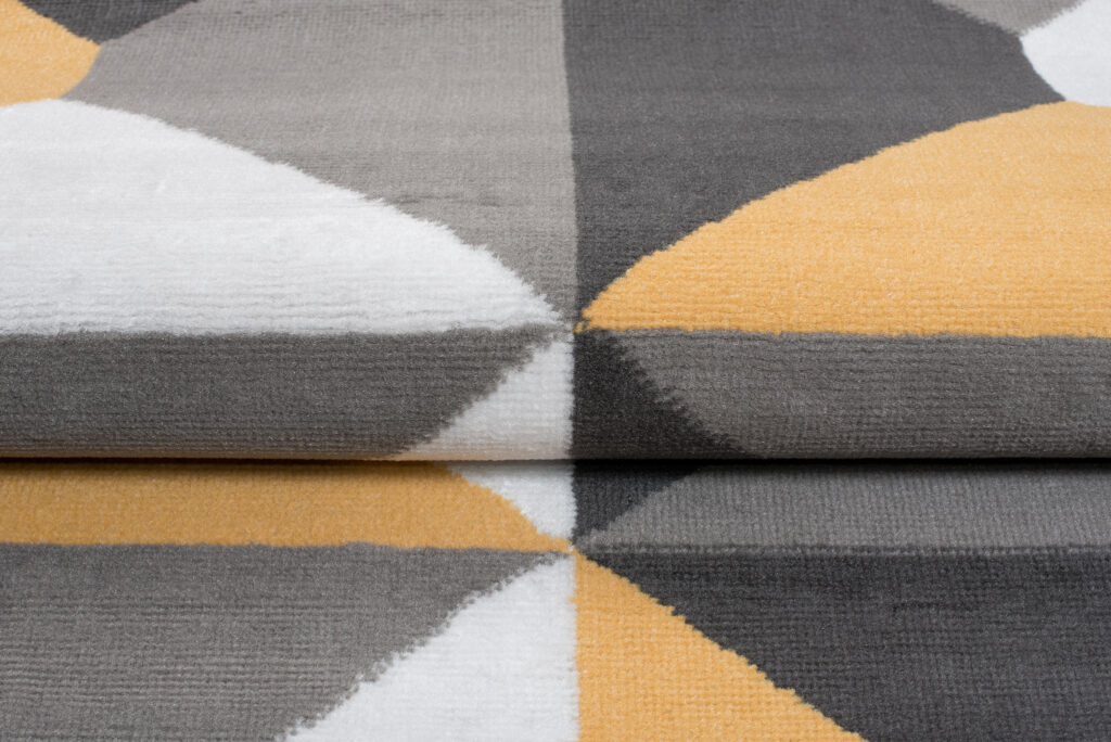 Tappeto Maya Grigio Giallo Trapezi Quadrati