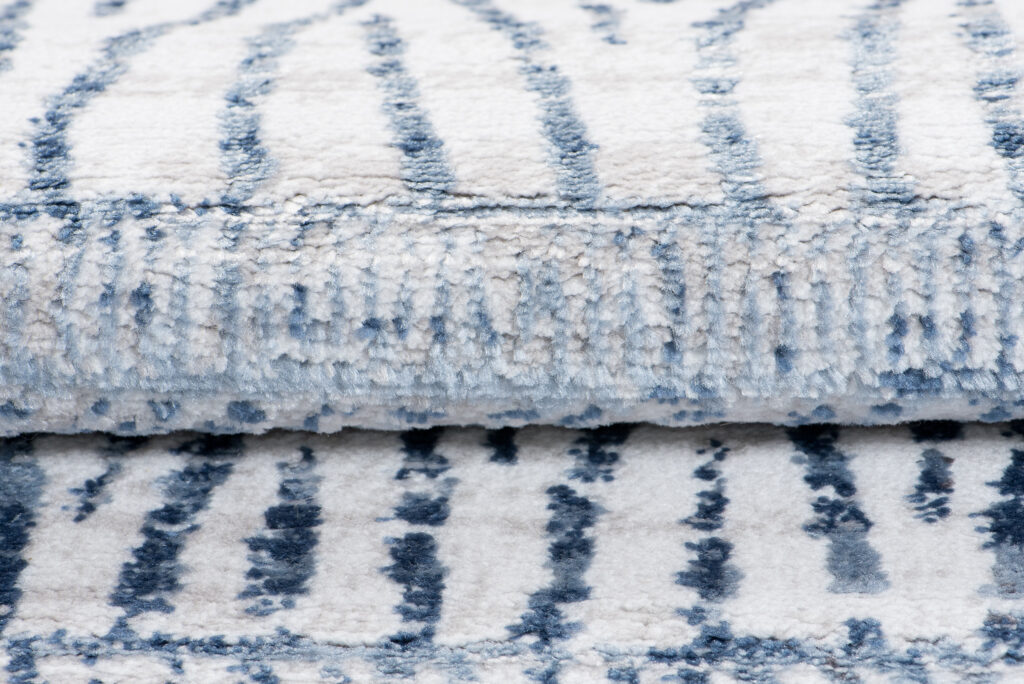 Tappeto Sky Blu Crema Etnico Strisce