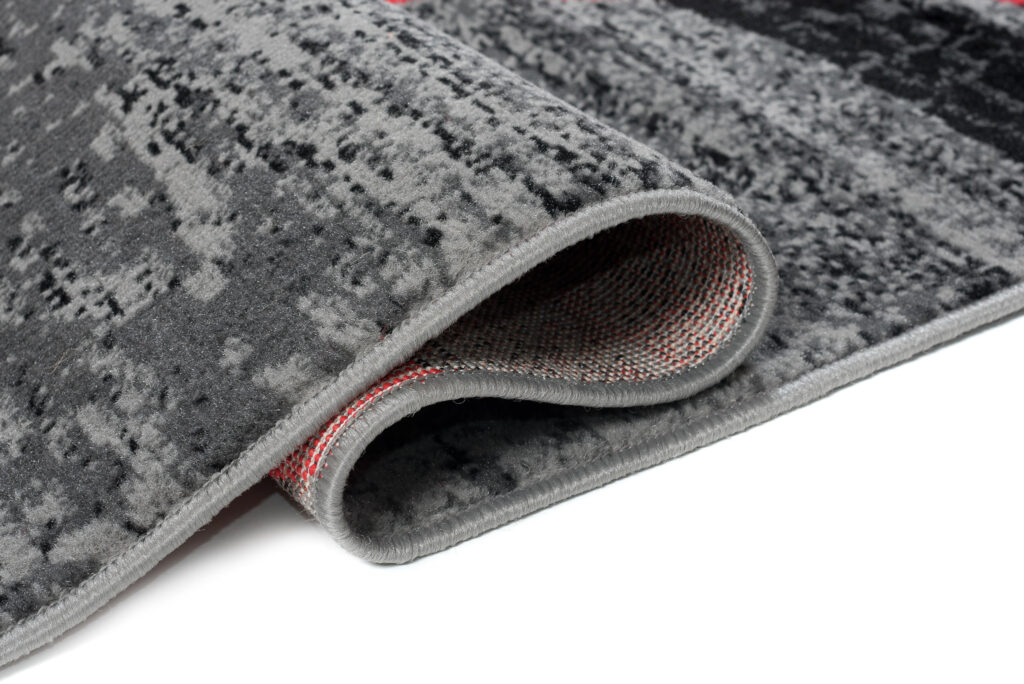 Tappeto Qmega Grigio Nero Rosso Astratto