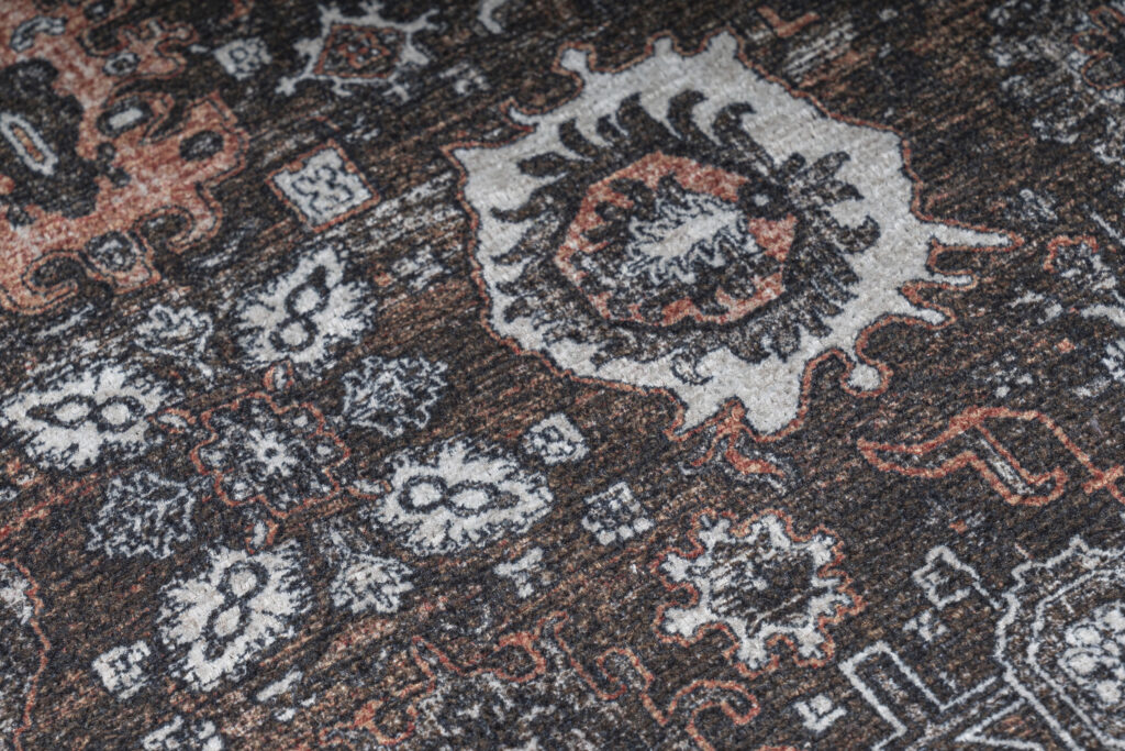 Tappeto Ritz Marrone Nero Ornamenti