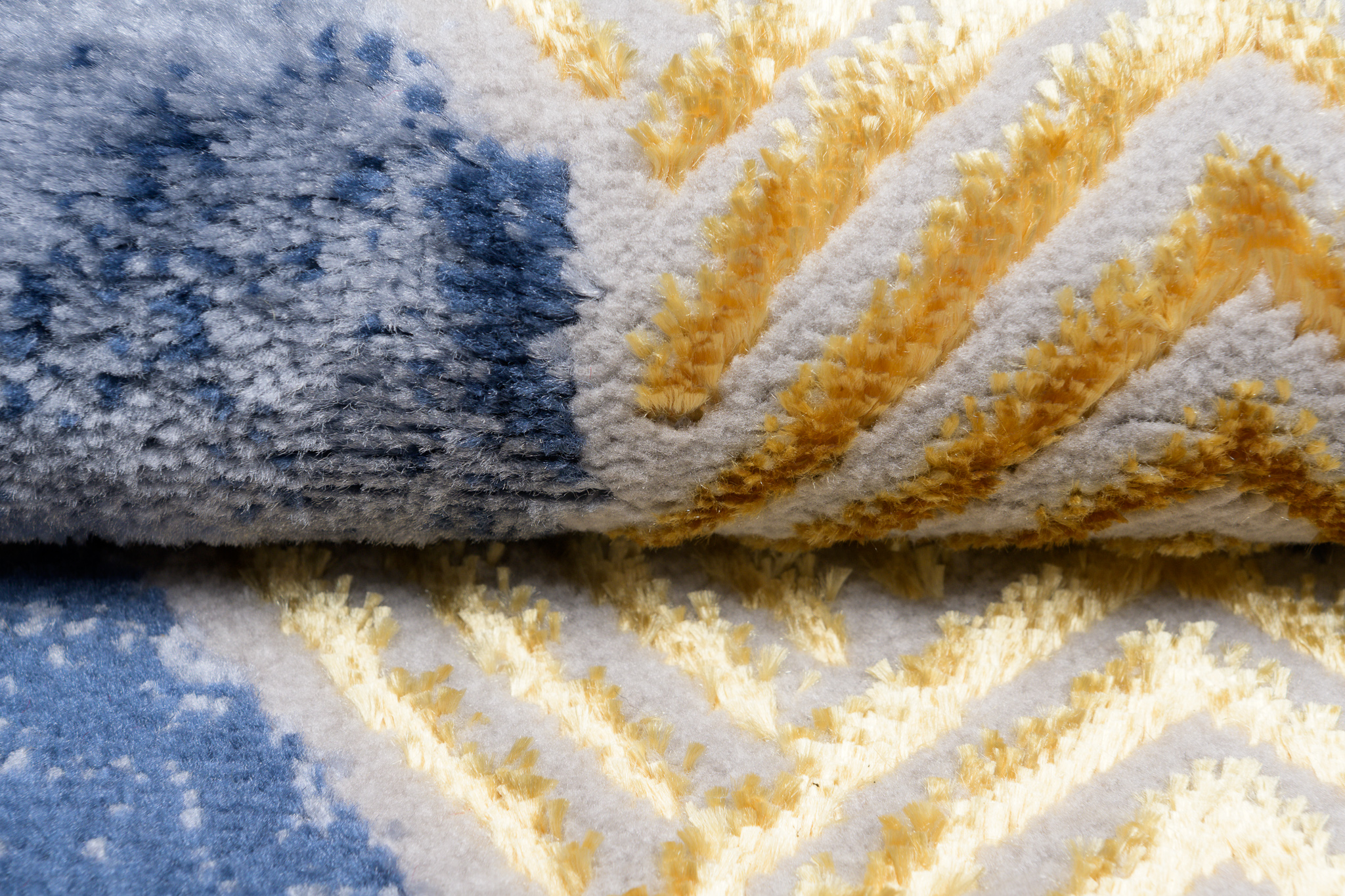 Tappeto Shine Blu Scuro Oro Geometrico Effetto 3D