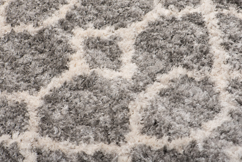 Tappeto Versay Grigio Crema Geometrico con Frange