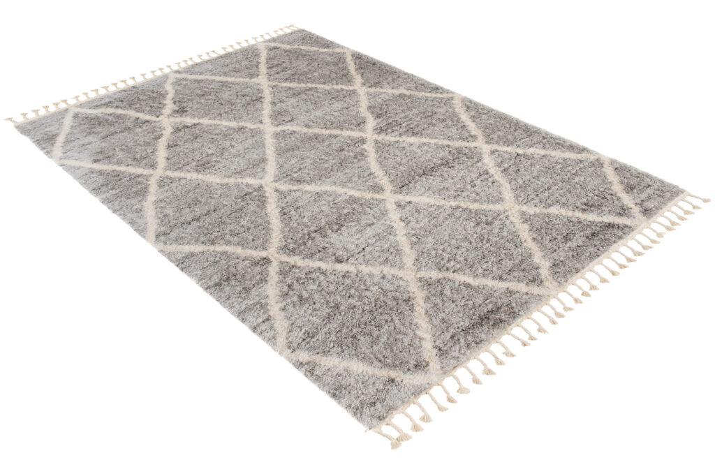 Tappeto Versay Grigio Crema a Sccachi con Frangei