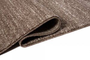 Tappeto Sari Marrone Tinta Unita Puntinato