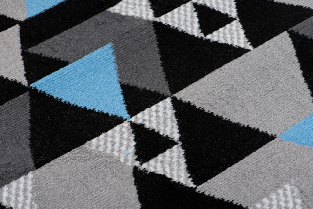 Passatoia Maya Grigio Blu Geometrico con Triangoli