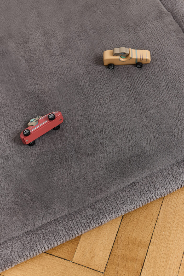 Tappeto Bambini Fluffin Quadrato Grigio Scuro