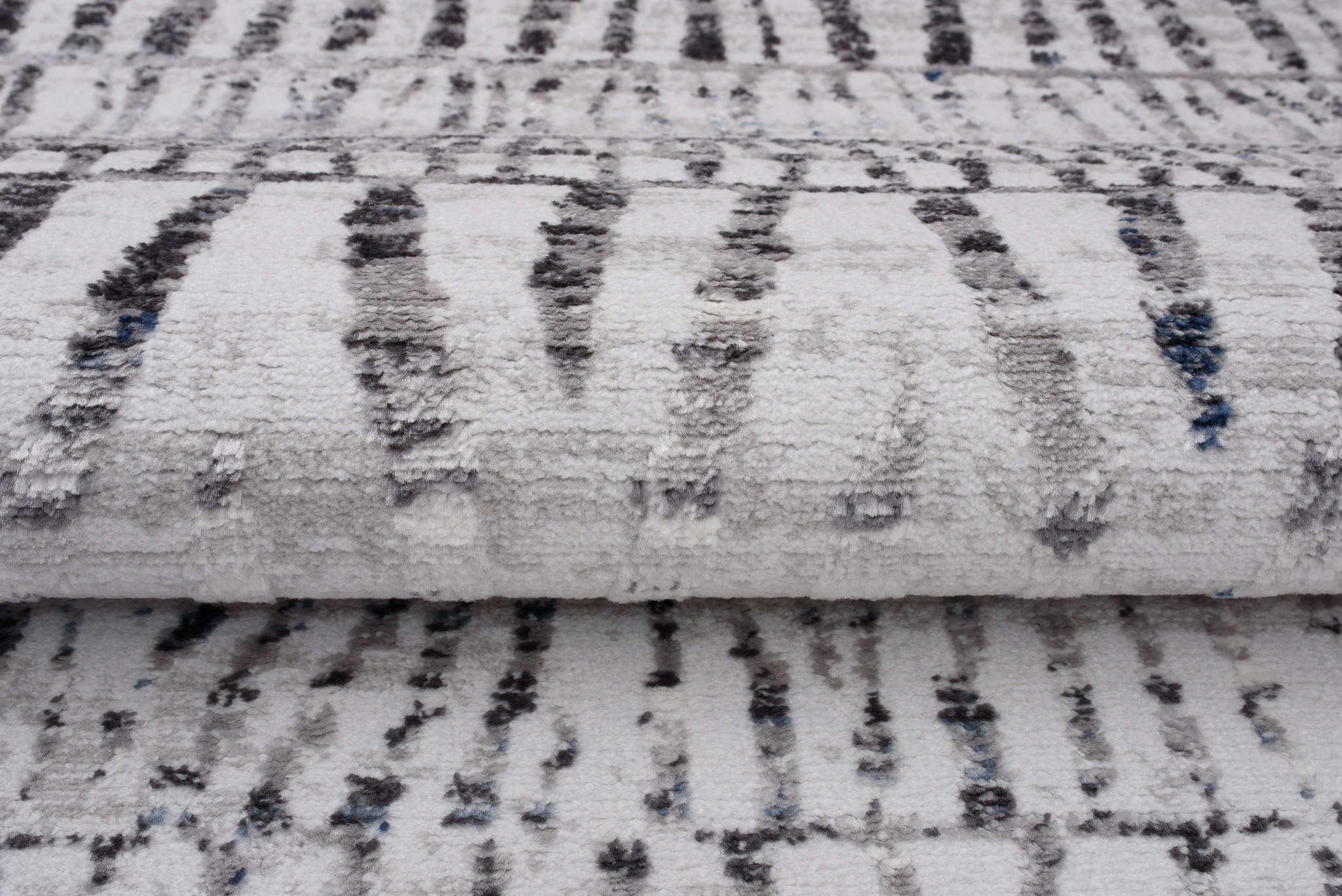 Tappeto Sky Grigio Blu Etnico Strisce